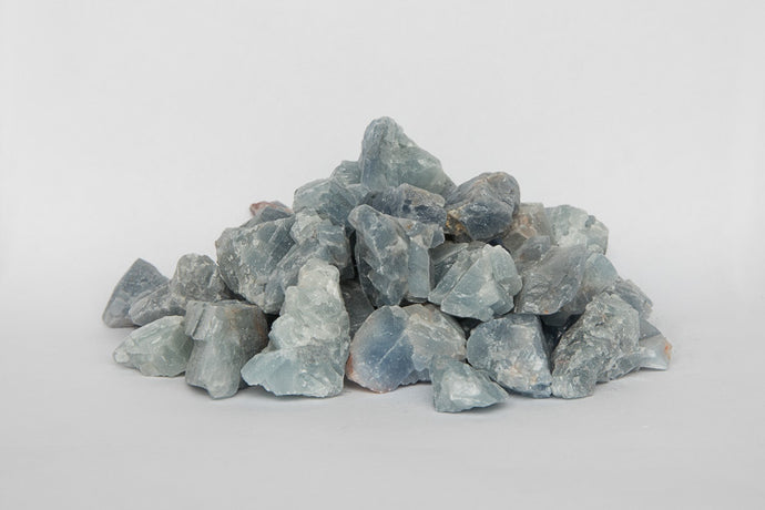 Blue calcite rough for rock polishing/rock tumbling - gmrockshop.com